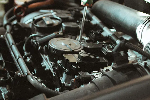 Does a car last longer if you replace engine?